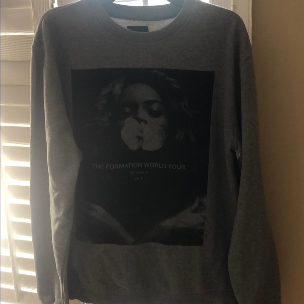 Beyoncé formation world tour sweater